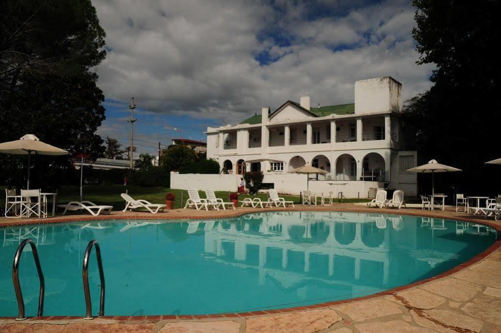 Hostal De La Costa Villa Carlos Paz Exterior photo